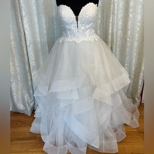 - Wedding Gown plus size layered tulle strapless beaded top